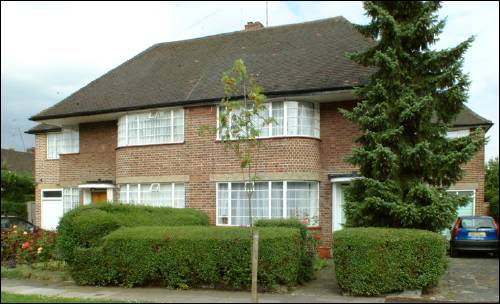 20 Rowan Walk